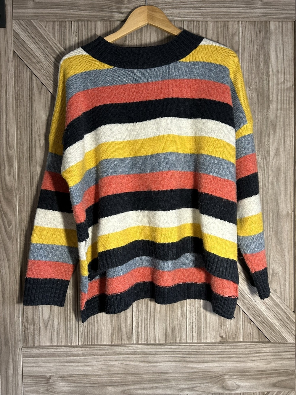 lyla + luxe Oversized Striped Crewneck Sweater Wool Blend Size Small
